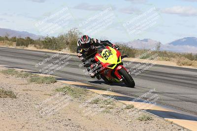 media/Nov-16-2025-Race Pace (Sun) [[8c5fa54630]]/Non Verified Riders (1st 20 Minutes)/3-Turn 3 Inside (11am)/